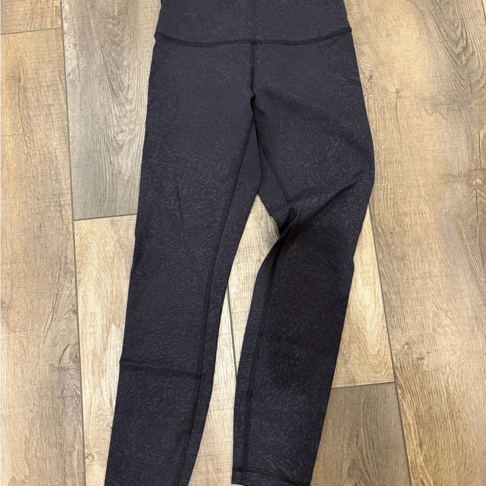 Lululemon; wunder train